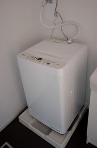 洗濯機、配達、設置致しました。